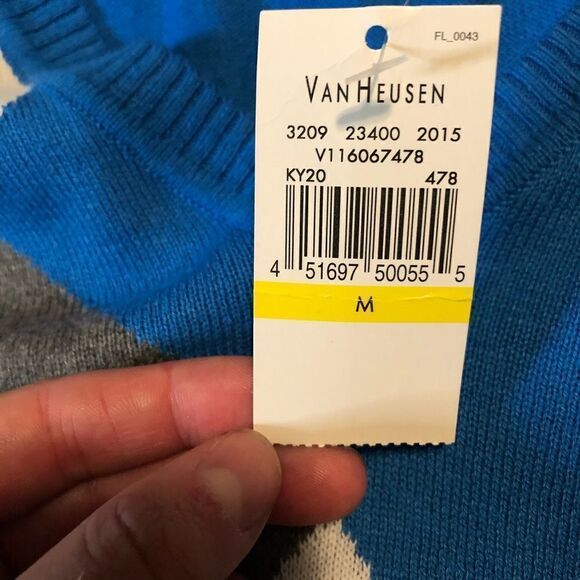 NWT! Van heusen blue argyle pattern sweater - Picture 7 of 10